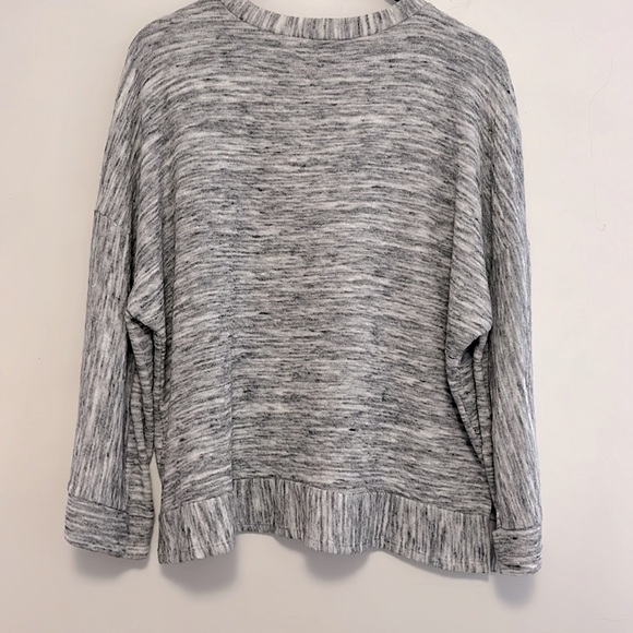 Lazy Sundays - Grey Heathered Sweater, oversized small - Picture 6 of 8